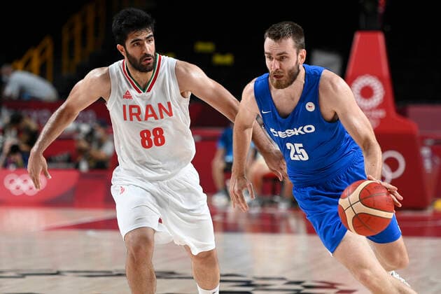L-R Behnam Yakhchali (Iran) and David Jelinek (Czech) in action during match Iran vs Czech republic in men s basketball group phase, within the Tokyo 2020 Summer Olympics, on July 25, 2021, in Saitama, Japan. (CTKxPhoto OndrejxDeml) CTKPhotoP2021072502223 