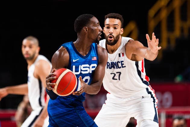 210725 Edrice Femi Adebayo of USA and Rudy Gobert of France compete in the basketball game between France and USA during day 2 of the Tokyo 2020 Olympic Games, Olympische Spiele, Olympia, OS on July 25, 2021 in Tokyo. Photo: Jon Olav Nesvold BILDBYRAN COP 217 JE0005 basket basketball olympic games olympics os ol olympiska spel olympiske leker tokyo2020 tokyo 2020 tokyo-os tokyo-ol bbeng frankrike frankriket france usa united states Copyright: JONxOLAVxNESVOLD BB210725JE037