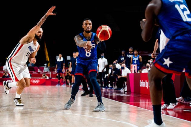 210725 Damian Lillard of USA competes in the basketball game between France and USA during day 2 of the Tokyo 2020 Olympic Games, Olympische Spiele, Olympia, OS on July 25, 2021 in Tokyo. Photo: Jon Olav Nesvold BILDBYRAN COP 217 JE0005 basket basketball olympic games olympics os ol olympiska spel olympiske leker tokyo2020 tokyo 2020 tokyo-os tokyo-ol bbeng frankrike frankriket france usa united states Copyright: JONxOLAVxNESVOLD BB210725JE066