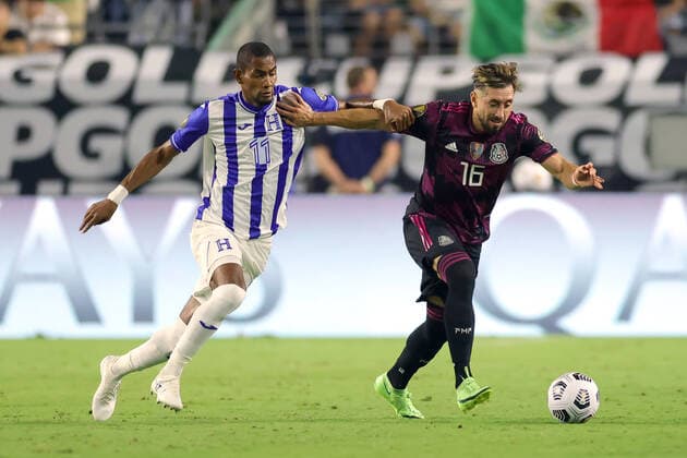 GLENDALE, AZ - JULY 24: Mexico midfielder Hector Herrera (16) battles with Honduras forward Jerry Bengtson (11) in action during the CONCACAF Gold Cup quarterfinals match between Mexico and Honduras on July 24, 2021 at State Farm Stadium in Glendale, AZ. (Photo by Robin Alam Icon Sportswire) SOCCER: JUL 24 Concacaf Gold Cup Quarterfinal - Mexico v Honduras Icon164210724067