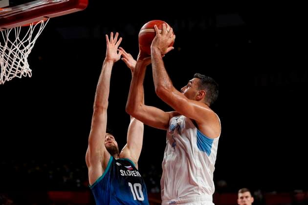 Argentina s Luis Scola (R) in action against Slovenia s Mike Tobey, during a match for Group C of men s basketball for the 2020 Olympic Games, Olympische Spiele, Olympia, OS at the Saitama Super Arena in Tokyo, Japan, 26 July 2021. 2020 Olympics Basketball: Argentina - Slovenia !ACHTUNG: NUR REDAKTIONELLE NUTZUNG!  Copyright: xKaixFoesterlingx EVE2138 20210726-ff1e11987a5e6e8dd5e585cc29eba47a994d7861