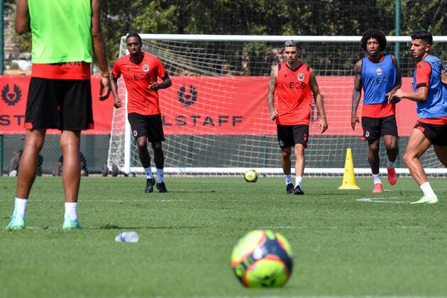 Pablo Rosario - Entrainement de l OGC Nice au Centre d Entrainement et de Formation de l OGC Nice. FOOTBALL : Entrainement de l OGC Nice - 28 07 2021 LionelUrman Panoramic 