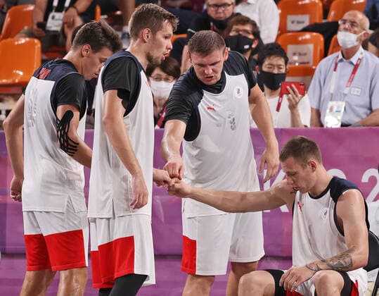 TOKYO, JAPAN - JULY 28, 2021: ROC s players look on after losing their men s 3x3 basketball gold medal match against Latvia during the Tokyo 2020 Summer Olympic Games, Olympische Spiele, Olympia, OS at the Aomi Urban Sports Park. Stanislav Krasilnikov TASS  TS10A10D