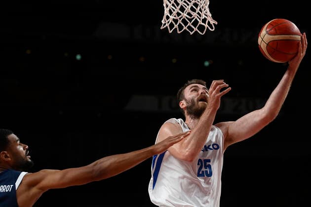 L-R Timothe Luwawu Cabarrot of France and David Jelinek of Czech in action during the basketball Group A match Czech Republic vs. France in Tokyo 2020 Summer Olympics, Japan, July 28, 2021. (CTKxPhoto OndrejxDeml) CTKPhotoP2021072812954 