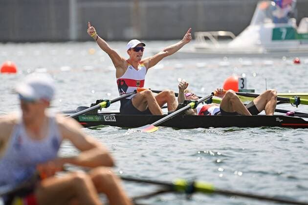 Bilder des Jahres 2021, Sport 07. Juli Sport Themen der Woche KW30 Sport Bilder des Tages Jonathan ROMMELMANN (GER), Jason OSBORNE (GER),Jubel,Freude,Begeisterung, im Ziel Platz2,Silber, Leichtgewichts Doppelzweier Maenner,Lightweight Men s Double Sculls LM2x, Rowing,Rudern,am 29.07.2021,Sea Forest Waterway. Olympische Sommerspiele 2020, vom 23.07. - 08.08.2021 in Tokio Japan. Â *** Jonathan ROMMELMANN GER , Jason OSBORNE GER ,jubilation,joy,enthusiasm,at the finish place2,silver,Lightweight Double Sculls Men,Lightweight Men s Double Sculls LM2x,Rowing,on 29 07 2021,Sea Forest Waterway Olympic Summer Games 2020, from 23 07 08 2021 in Tokyo Japan Â