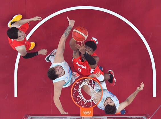 (210729) -- SAITAMA, July 29, 2021 -- Luka Doncic (2nd L) of Slovenia competes during the men s preliminary round basketball match between Slovenia and Japan at Tokyo 2020 Olympic Games, Olympische Spiele, Olympia, OS in Saitama, Japan, July 29, 2021. ) (TOKYO2020)JAPAN-SAITAMA-OLY-BASKETBALL-MEN S PRELIMINARY MengxYongmin 