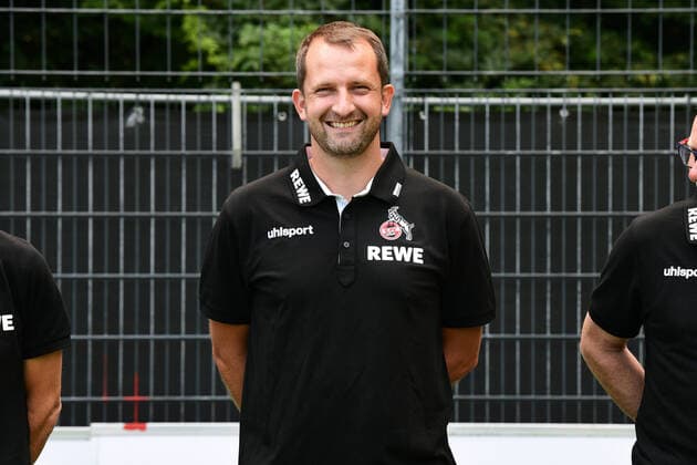 Teammanager Denis Lapaczinski; 1. FC Köln; 1.BL, Porträttermin 2021 2022