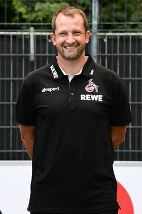 Teammanager Denis Lapaczinski; 1. FC Köln; 1.BL, Porträttermin 2021 2022