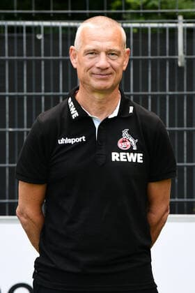 Busfahrer Michael Liebetrut; 1. FC Köln; 1.BL, Porträttermin 2021 2022