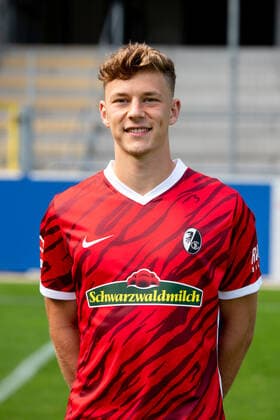 Yannik Keitel (SC Freiburg, 14), GER, SC Freiburg, 29.07.2021, Media Day Fussball Bundesliga, Spielzeit 2021 2022 DFL REGULATIONS PROHIBIT ANY USE OF PHOTOGRAPHS AS IMAGE SEQUENCES AND OR uerthQUASI-VIDEO GER, SC Freiburg, 29.07.2021, Media Day Fussball Bundesliga, Spielzeit 2021 2022 Freiburg Copyright: xEibnerxPressefotox EP_EER