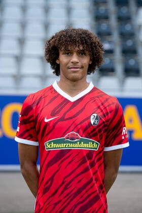 Kiliann Sildilla (SC Freiburg, 25), GER, SC Freiburg, 29.07.2021, Media Day Fussball Bundesliga, Spielzeit 2021 2022 DFL REGULATIONS PROHIBIT ANY USE OF PHOTOGRAPHS AS IMAGE SEQUENCES AND OR uerthQUASI-VIDEO GER, SC Freiburg, 29.07.2021, Media Day Fussball Bundesliga, Spielzeit 2021 2022 Freiburg Copyright: xEibnerxPressefotox EP_EER
