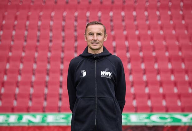 Tobias Zellner; Co-Trainer FC Augsburg 1907; 1.BL, Porträttermin 2021 2022,