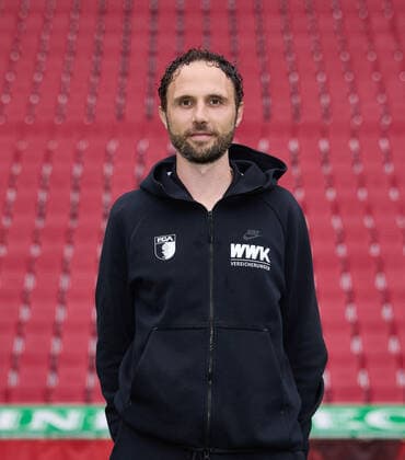 Daniel Müller; Leitung Medizinische Abteilung FC Augsburg 1907; 1.BL, Porträttermin 2021 2022,