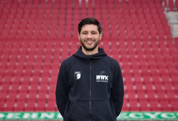Benedikt Brust; Videoanalyst FC Augsburg 1907; 1.BL, Porträttermin 2021 2022,