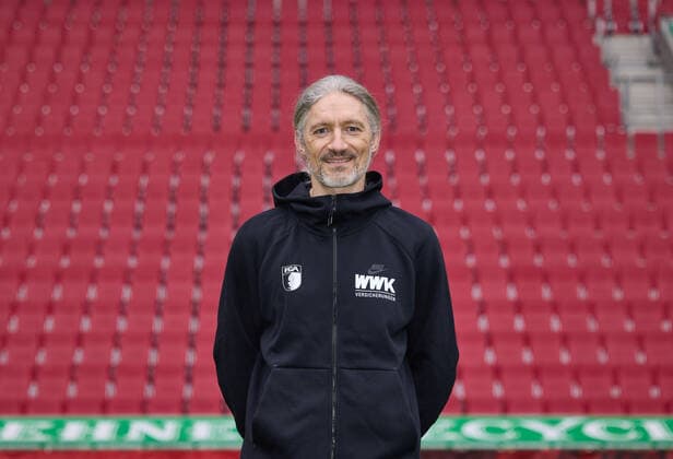 Thomas Rebele; Mannschaftsarzt FC Augsburg 1907; 1.BL, Porträttermin 2021 2022,