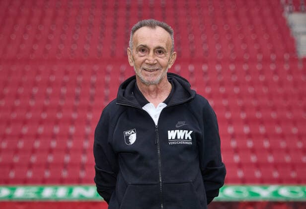 Salvatore Belardo; (Zeugwart FC Augsburg 1907; 1.BL, Porträttermin 2021 2022,