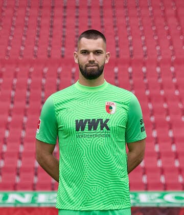 Tomas Koubek; FC Augsburg 1907; 1.BL, Porträttermin 2021 2022,