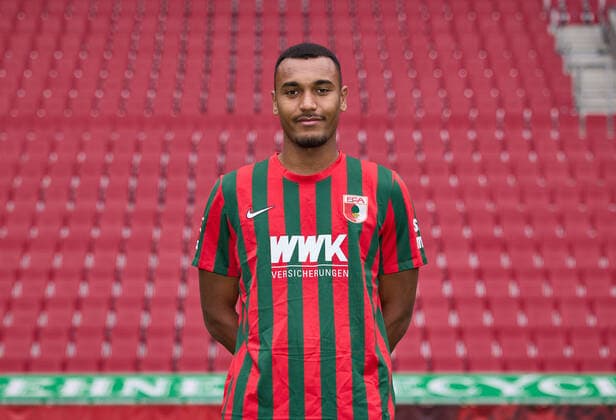 Maurice Malone; FC Augsburg 1907; 1.BL, Porträttermin 2021 2022,