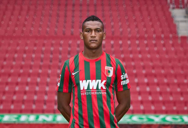 Carlos Gruezo Arvoleda; FC Augsburg 1907; 1.BL, Porträttermin 2021 2022,