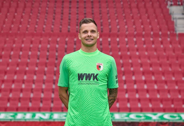 Rafal Gikiewicz; Torwart FC Augsburg 1907; 1.BL, Porträttermin 2021 2022,
