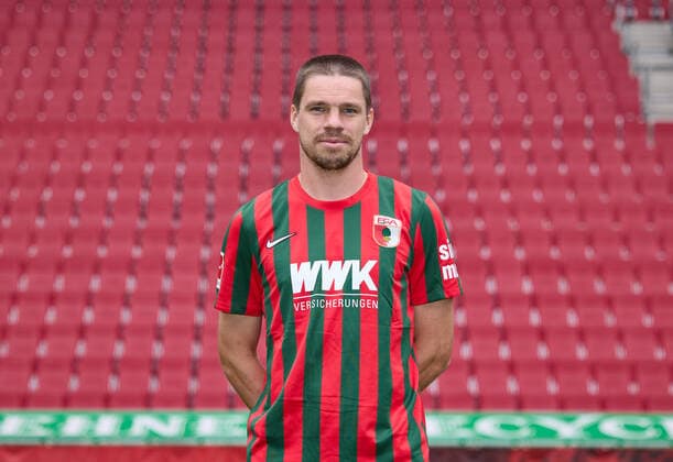 Raphael Framberger; FC Augsburg 1907; 1.BL, Porträttermin 2021 2022,