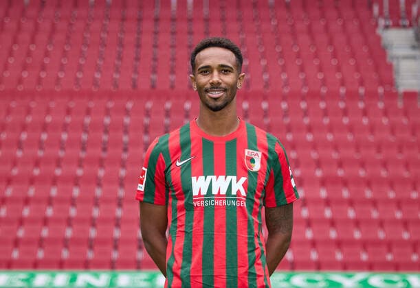 Noah Sarenren Bazee; FC Augsburg 1907; 1.BL, Porträttermin 2021 2022,
