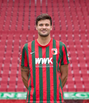 Tobias Strobl; FC Augsburg 1907; 1.BL, Porträttermin 2021 2022,