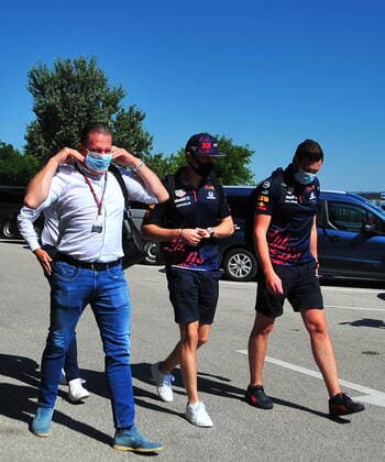 Formel 1 Grand Prix Großer Preis von Ungarn 2021 30.07.2021, Hungaroring, Budapest, Formel 1 Grand Prix Großer Preis von Ungarn 2021, im Bild Jos Verstappen, Max Verstappen (NEL 33), Red Bull Racing Honda