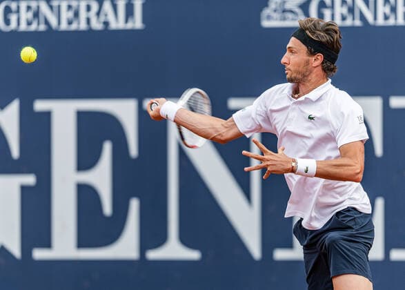 30.07.2021, Sportpark, Kitzbühel, AUT, ATP, Tennis Herren Tour, Generali Open Kitzbühel, Halbfinale, im Bild Arthur Rinderknech (FRA) Arthur Rinderknech of France during the semi final match of Generali Open Tennis Tournament of the ATP Tour at the Sportpark in Kitzbühel, Austria on 2021 07 30.