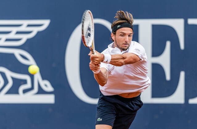 30.07.2021, Sportpark, Kitzbühel, AUT, ATP, Tennis Herren Tour, Generali Open Kitzbühel, Halbfinale, im Bild Arthur Rinderknech (FRA) Arthur Rinderknech of France during the semi final match of Generali Open Tennis Tournament of the ATP Tour at the Sportpark in Kitzbühel, Austria on 2021 07 30.