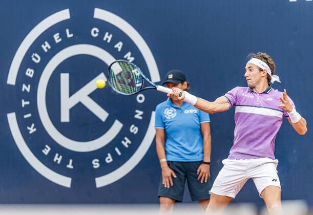 30.07.2021, Sportpark, Kitzbühel, AUT, ATP, Tennis Herren Tour, Generali Open Kitzbühel, Halbfinale, im Bild Casper Ruud (NOR) Casper Ruud of Norway during the semi final match of Generali Open Tennis Tournament of the ATP Tour at the Sportpark in Kitzbühel, Austria on 2021 07 30.