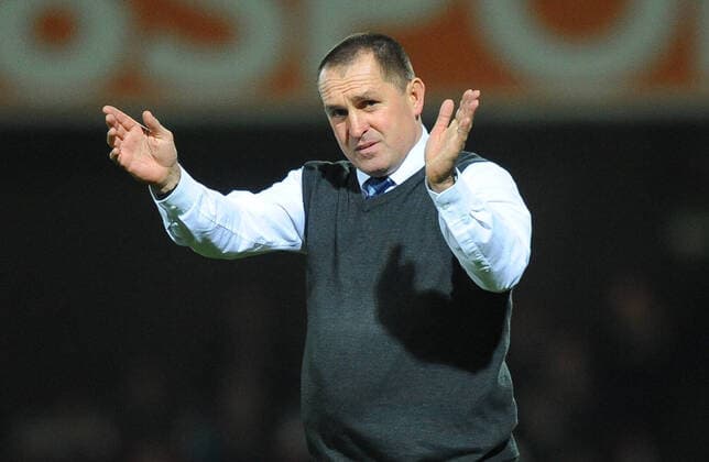 Fußball, Trainerhistorie Brentford FC von 1903 bis heute Mandatory Credit: Photo by Kevin Quigley ANL Shutterstock (9337880a) Martin Allen Applauds The Brentford Fans. Emirates Fa Cup Brentford V Eastleigh 7 1 17. Behind The Scenes Of Eastleigh With Sam Cunningham. Picture; Kevin Quigley daily Mail. Martin Allen Applauds The Brentford Fans. Emirates Fa Cup Brentford V Eastleigh 7 1 17. Behind The Scenes Of Eastleigh With Sam Cunningham. Picture; Kevin Quigley daily Mail. EDITORIAL USE ONLY No use with unauthorised audio, video, data, fixture lists (outside the EU), club league logos or live services. Online in-match use limited to 45 images (+15 in extra time). No use to emulate moving images. No use in betting, games or single club league player publications services. Martin Allen Applauds The Brentford Fans. Emirates Fa Cup Brentford V Eastleigh 7 1 17. Behind The Scenes Of Eastleigh With Sam Cunningham. Picture; Kevin Quigley daily Mail. EDITORIAL USE ONLY No use with unauthorised audio, video, data, fixture lists (outside the EU), club league logos or live services. Online in-match use limited to 45 images (+15 in extra time). No use to emulate moving images. No use in betting, games or  Copyright: xKevinxQuigley ANL Shutterstockx 9337880a