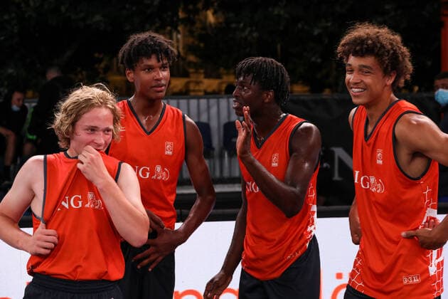 3×3 German Championship 2021, 30.07.2021 Hannover Splash gewinnen den Titel mit, Denzel Adjepongakosah Agyeman (Hannover Splash U18), Sidi Linus Beikame (Hannover Splash U18), Fabian Giessmann (Hannover Splash U18), Tebbe Carlos Sikko Moeller (Hannover Splash U18) - 3×3 German Championship 2021 30.07.2021 in Düsseldorf. Copyright: xBEAUTIFULxSPORTS KennyxBeelex