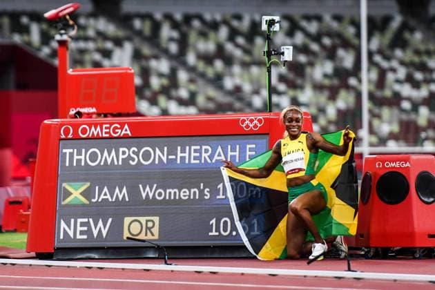 Tokio 2020 im Jahr 2021, Rückblick: Olympische Highlights Sport Themen der Woche KW30 Sport Bilder des Tages 210731 Elaine Thompson-Herah of Jamaica celebrates after women?s 100 meter final during day 8 of the Tokyo 2020 Olympic Games, Olympische Spiele, Olympia, OS on July 31, 2021 in Tokyo. Photo: Jon Olav Nesvold BILDBYRAN COP 217 JM0179 bbeng friidrott athletics friidrett olympic games olympics os ol olympiska spel olympiske leker tokyo2020 tokyo 2020 tokyo-os tokyo-ol jubel celebration Copyright: JONxOLAVxNESVOLD BB210731JE066