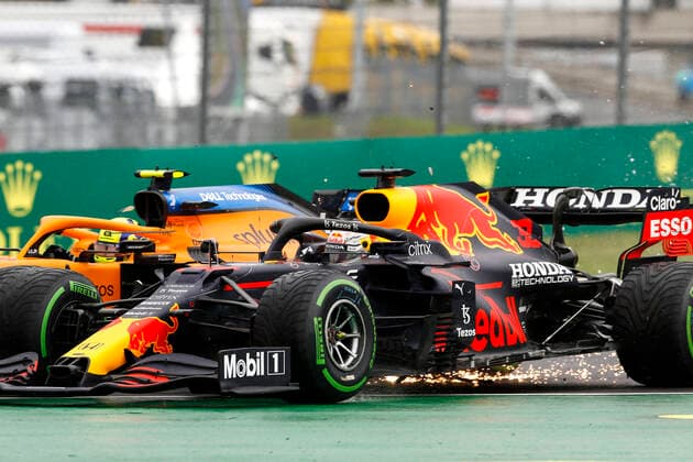 Start, 33 Max Verstappen (NED, Red Bull Racing), 4 Lando Norris (GBR, McLaren F1 Team), F1 Grand Prix of Hungary at Hungaroring on August 1, 2021 in Budapest, Hungary. (Photo by HOCH ZWEI) Budapest Hungary