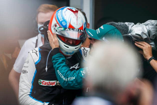 31 Esteban Ocon (FRA, Alpine F1 Team), 5 Sebastian Vettel (GER, Aston Martin Cognizant F1 Team), F1 Grand Prix of Hungary at Hungaroring on August 1, 2021 in Budapest, Hungary. (Photo by HOCH ZWEI) Budapest Hungary