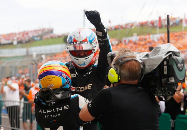 F1 Grand Prix of Hungary 14 Fernando Alonso (ESP, Alpine F1 Team), 31 Esteban Ocon (FRA, Alpine F1 Team), F1 Grand Prix of Hungary at Hungaroring on August 1, 2021 in Budapest, Hungary. (Photo by Florion Goga REUTERS FIA Pool via HOCH ZWEI) Budapest Hungary Poolfoto HOCH ZWEI Pool REUTERS ,EDITORIAL USE ONLY