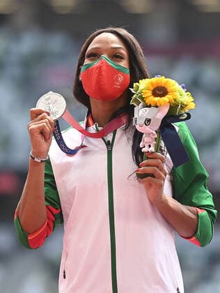 (210802) -- TOKYO, Aug. 2, 2021 -- Patricia Mamona of Portugal reacts during the awarding ceremony of the Women s Shot Put at the Tokyo 2020 Olympic Games, Olympische Spiele, Olympia, OS in Tokyo, Japan, Aug. 2, 2021. ) (TOKYO2020)JAPAN-TOKYO-OLY-ATHLETICS-WOMEN S TRIPLE JUMP-AWARDING CEREMONY JiaxYuchen 