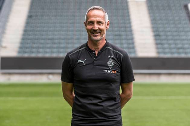 Adi Hütter, VfL Borussia Mönchengladbach; 1.BL, Porträttermin 2021 2022 *** Adi Hütter, VfL Borussia Mönchengladbach 1 BL, portrait date 2021 2022