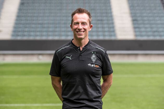 Physiotherapeut Adam Szordykowski, VfL Borussia Mönchengladbach; 1.BL, Porträttermin 2021 2022