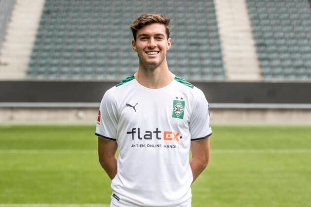 Joe Scally, VfL Borussia Mönchengladbach; 1.BL, Porträttermin 2021 2022