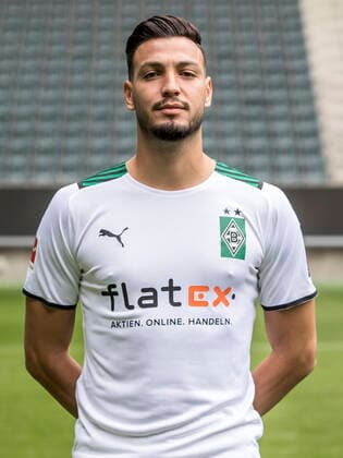Ramy Bensebaini, VfL Borussia Mönchengladbach; 1.BL, Porträttermin 2021 2022