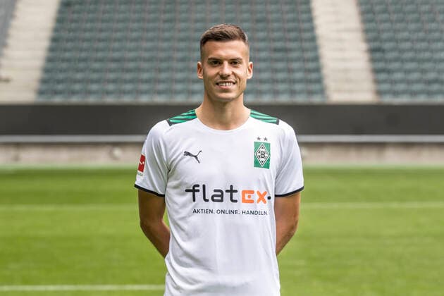 Laszlo Benes, VfL Borussia Mönchengladbach; 1.BL, Porträttermin 2021 2022