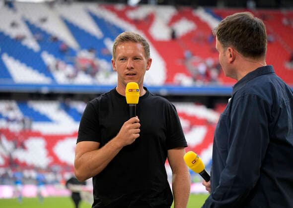 31.07.2021, Fussball 1. Bundesliga 2021 2022, Audi Football Summit, Testspiel, FC Bayern München - SSC Neapel, in der Allianz-Arena München. Trainer Julian Nagelsmann (FC Bayern München) beim RTL-Interview.
