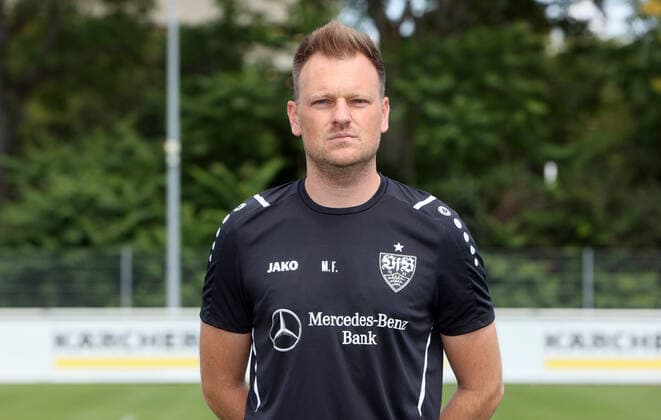 31.07.21 U17, U 17 VfB Stuttgart Fototermin Saison 2021 2022 Deutschland, Stuttgart, 31.07.2019, Fussball, B-Junioren, Bundesliga Südwest, Saison 2021 2021, U17 VfB Stuttgart Fototermin: Trainer Markus Fiedler.