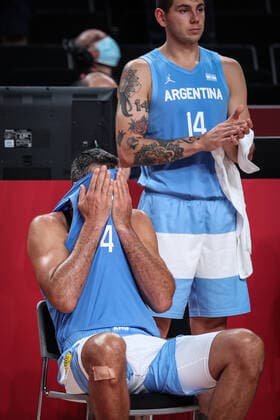 (210803) -- SAITAMA, Aug. 3, 2021 -- Luis Scola (L) of Argentina reacts after being substituted during the men s basketball quarterfinal match between Australia and Argentina at Tokyo 2020 Olympic Games, Olympische Spiele, Olympia, OS in Saitama, Japan, Aug. 3, 2021. ) (TOKYO2020)JAPAN-SAITAMA-OLY-BASKETBALL-MEN S QUARTERFINAL-AUS VS ARG PanxYulong 