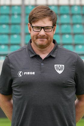 Fußball Regionalliga West Offizieller Fototermin Preußen Münster am 03.08.2021 im Preußenstadion in Münster Helge Dahms ( Zeugwart Münster )