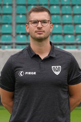 Fußball Regionalliga West Offizieller Fototermin Preußen Münster am 03.08.2021 im Preußenstadion in Münster Lukas Brüggemann ( Physiotherapeut Münster )