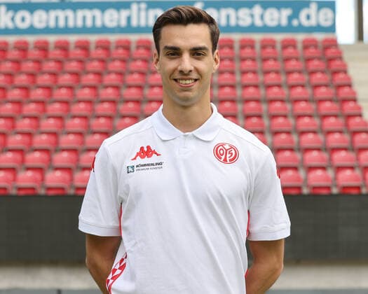 Fussball - Bundesliga - 1. FSV Mainz 05 - 29.07.21 Vincent Lorenz (Videoanalyse);