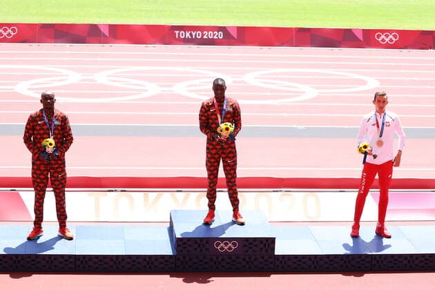 (L-R) Ferguson Cheruiyot Rotich, Emmanuel Kipkurui Korir (KEN), Patryk Dobek (POL), AUGUST 5, 2021 - Athletics : Gold medalist Emmanuel Kipkurui Korir of Kenya poses with silver medalist Ferguson Cheruiyot Rotich of Kenya and bronze medalist Patryk Dobek of Poland during the Men s 800m Medal Ceremony during the Tokyo 2020 Olympic Games, Olympische Spiele, Olympia, OS at the National Stadium in Tokyo, Japan. Noxthirdxpartyxsales  (166463843)